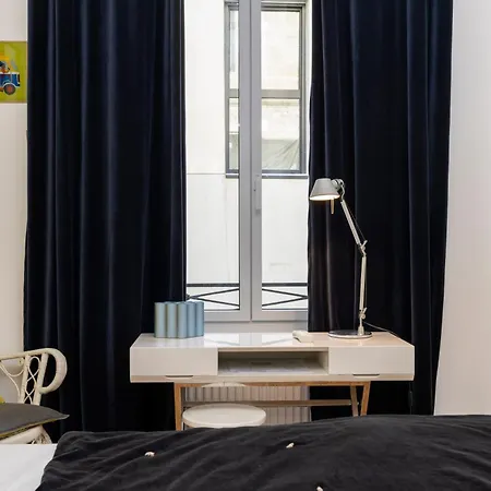 Bed & Breakfast De Charme Aux Chartrons